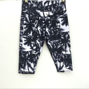 Fabletics White Black Palm Print Leggings XS